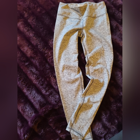 Victoria Secret Sportswear set. Size Medium - Picture 6 of 10